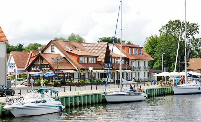 Hotel Zur Bruecke Greifswald Exterior foto